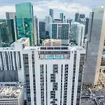 Pop Art Sunlit Apartment Prime Miami Pool Free Parking